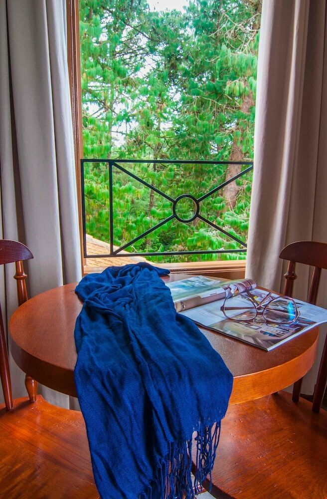 Hotel Ninho Do Falcao
