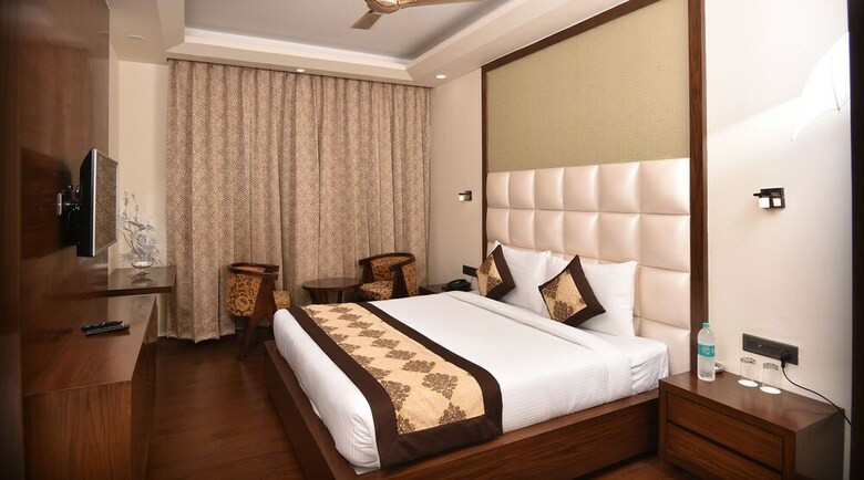 Hotel Sk Grand