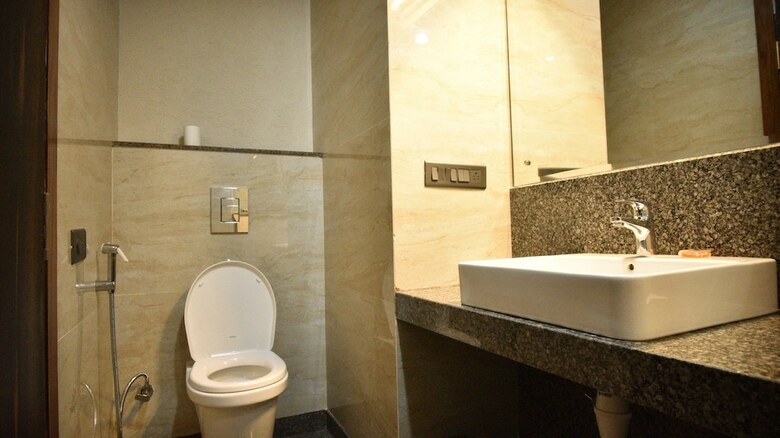Hotel Sk Grand