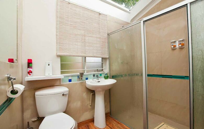 Hotel Twin Waters Guest House