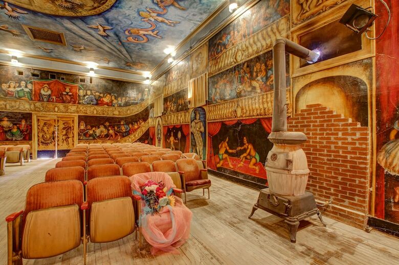 Motel Amargosa Opera House