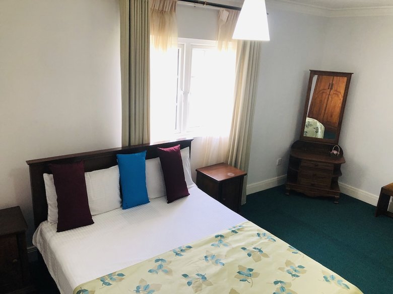 Hotel Swiss Cottage