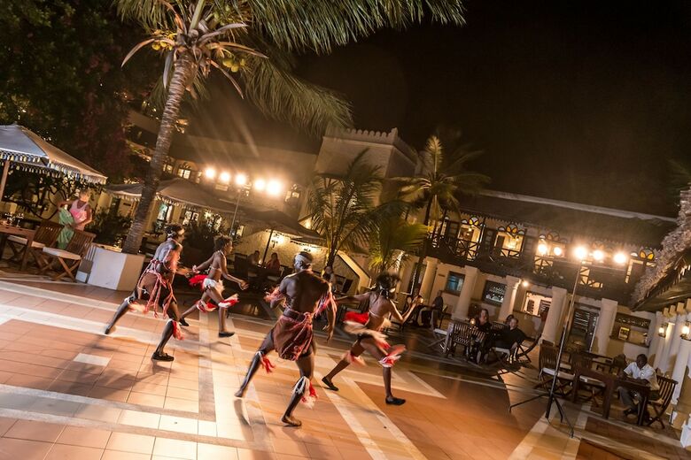 Hotel Serena Beach Resort And Spa
