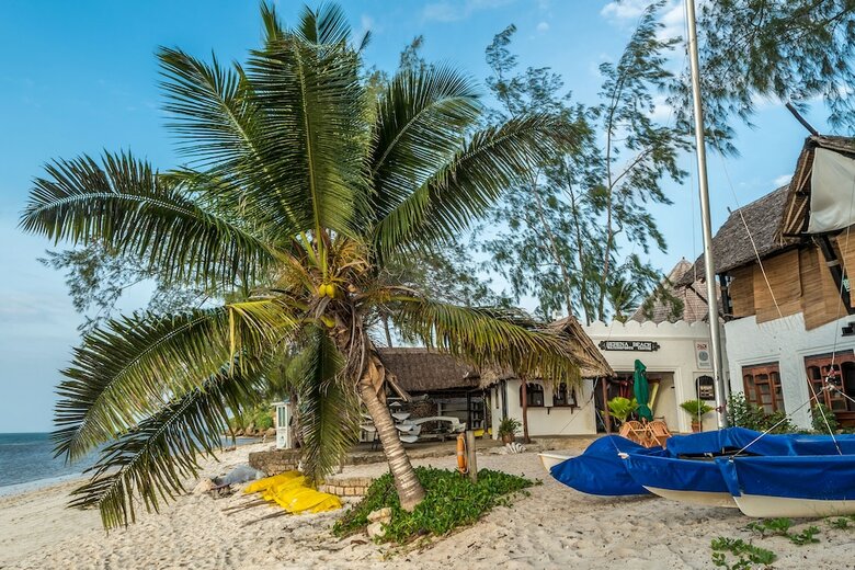 Hotel Serena Beach Resort And Spa