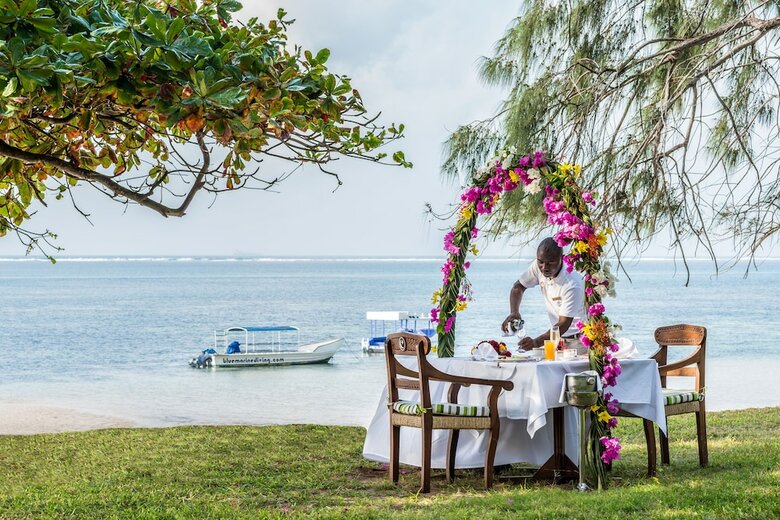 Hotel Serena Beach Resort And Spa