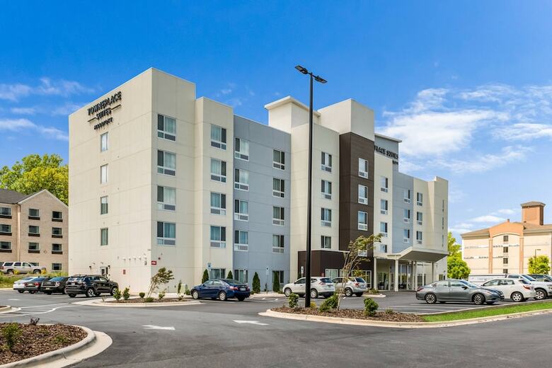 Hotel Towneplace Suites By Marriott Greensboro Coliseum Area