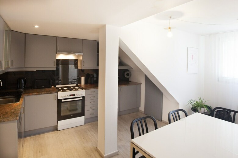 Duplex Apartment With Rooftop Terrace And Castle View