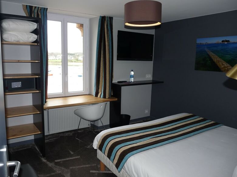 Hotel H�tel Des Rochers