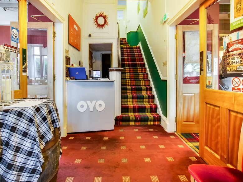 Oyo Glenpark Hotel