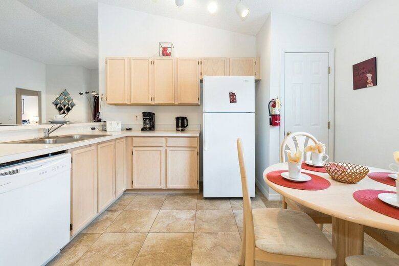 Villa 381
