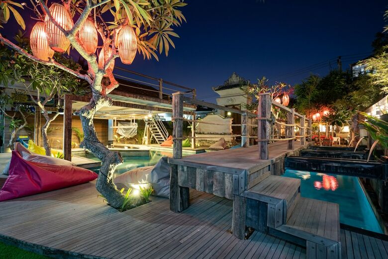 Hostal Good Cheer Hostel Lembongan