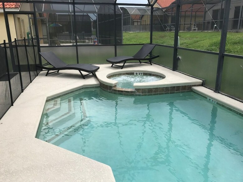 Fabulous 4 Bed Villa With Private Pool And Spa