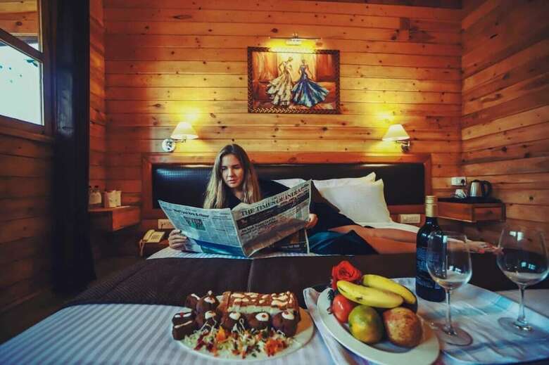 Hotel Grand Vatika Resort