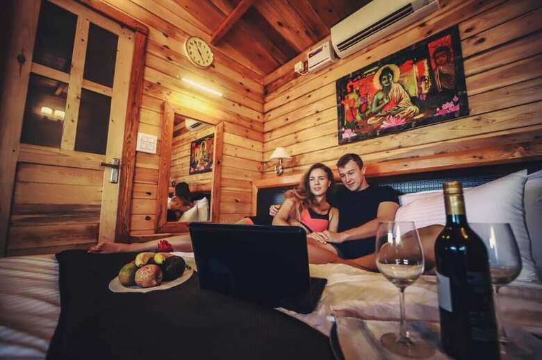 Hotel Grand Vatika Resort