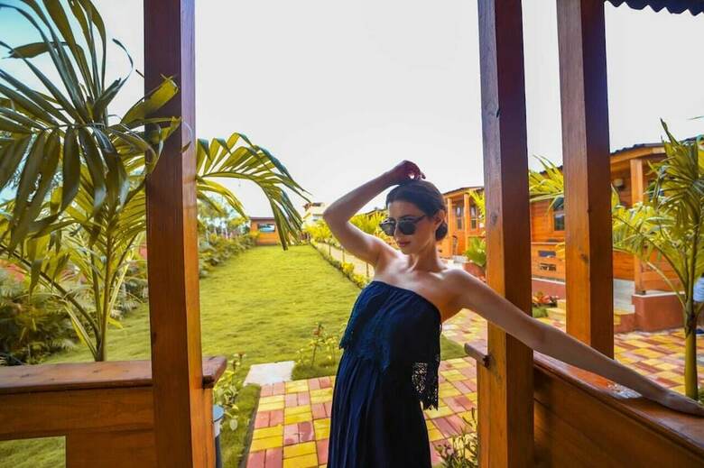 Hotel Grand Vatika Resort