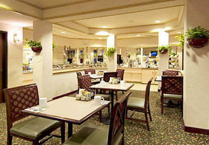 Hotel Courtyard By Marriott Austin South