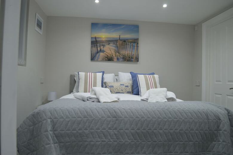 Bed & Breakfast Watersedge Guest House