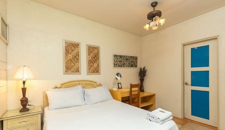 Hotel Casamara Garden Tagaytay