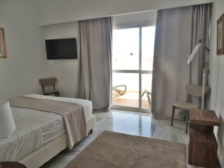 Apartament Suite In Hotel Pyr