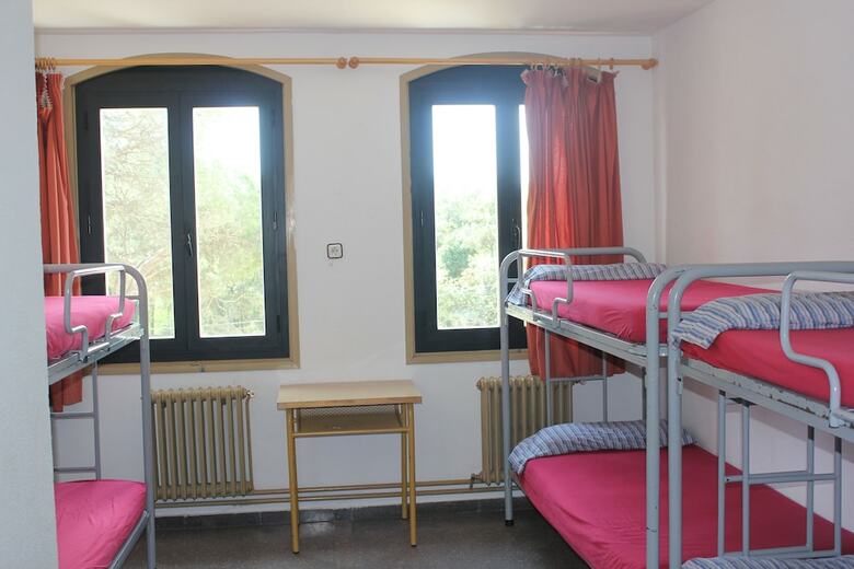 Hostal Casa De Col�nies Mogent