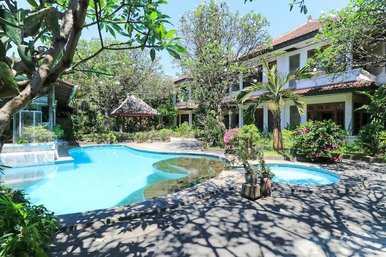 Hotel Sari Bali Resort