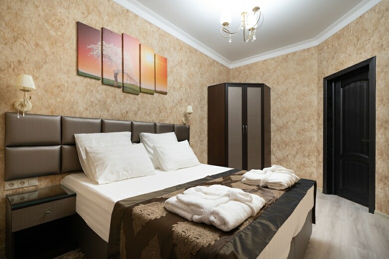 Aleon Hotel