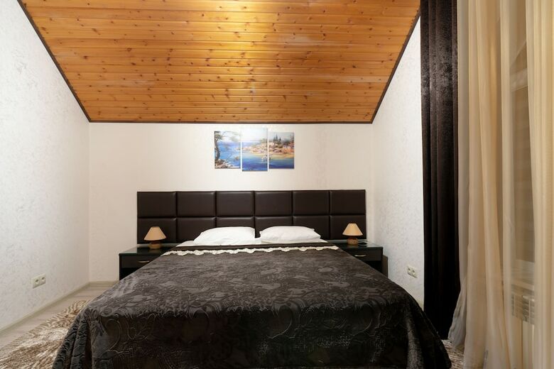 Aleon Hotel