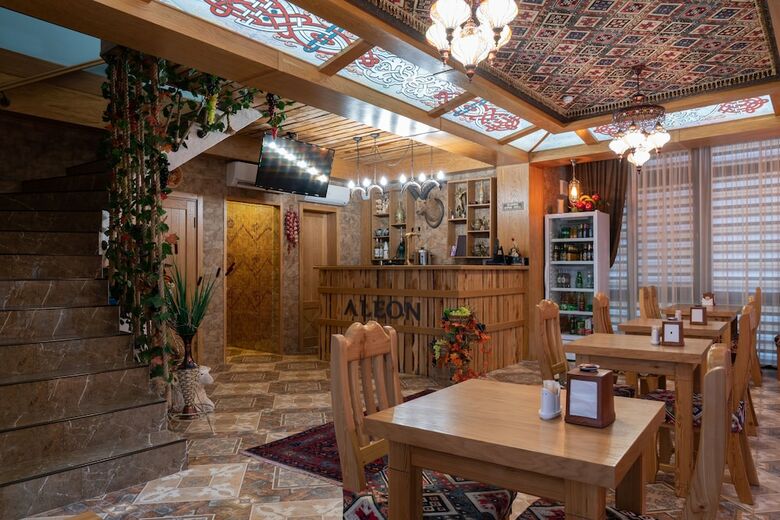Aleon Hotel