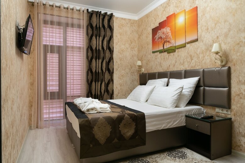 Aleon Hotel