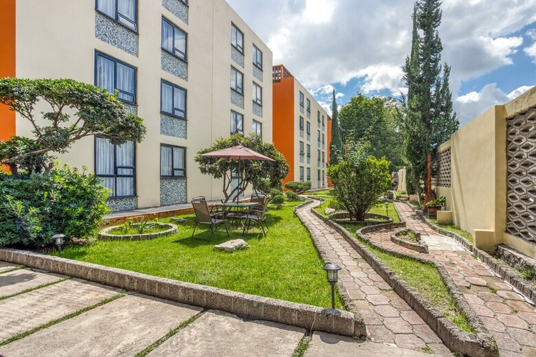 Oyo Hotel Suites Puebla