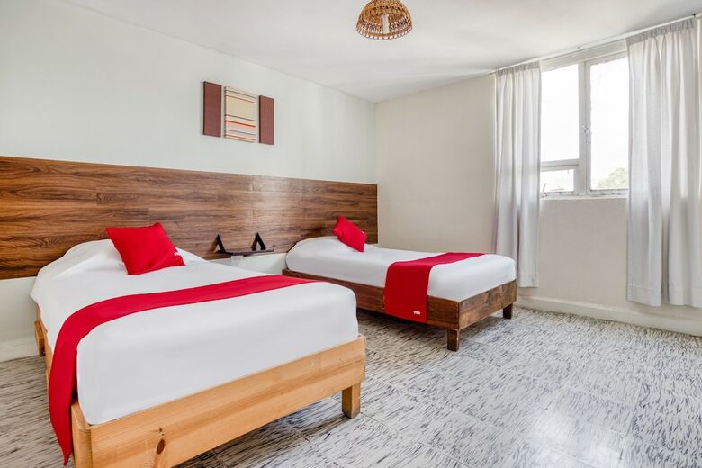 Oyo Hotel Suites Puebla