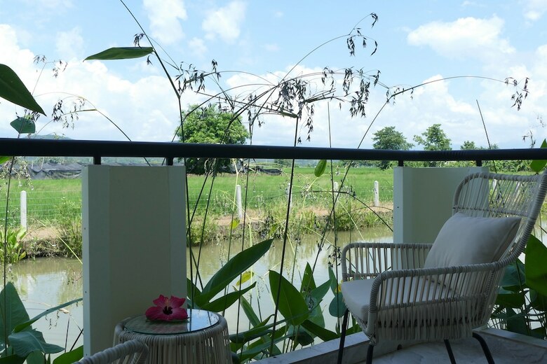 Hotel Sanjana Resort And Spa
