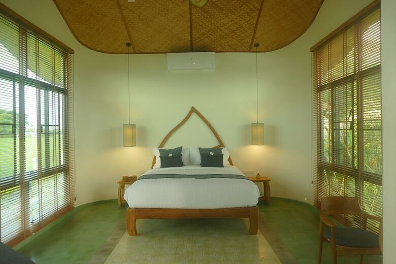 Hotel Sanjana Resort And Spa