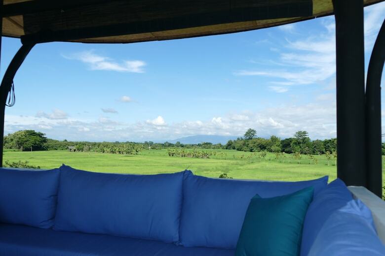 Hotel Sanjana Resort And Spa