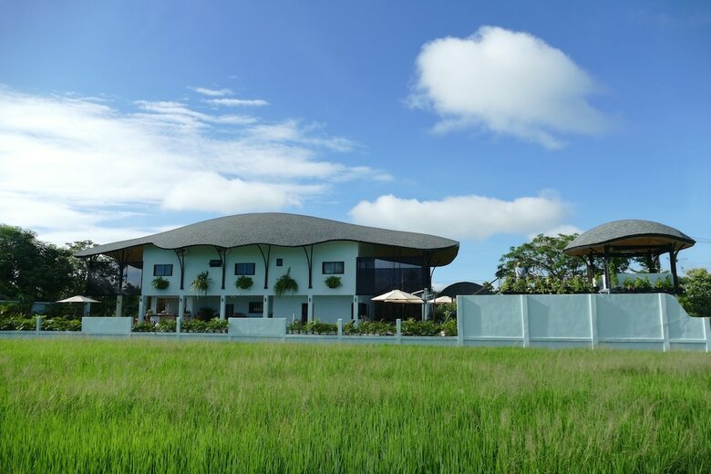 Hotel Sanjana Resort And Spa