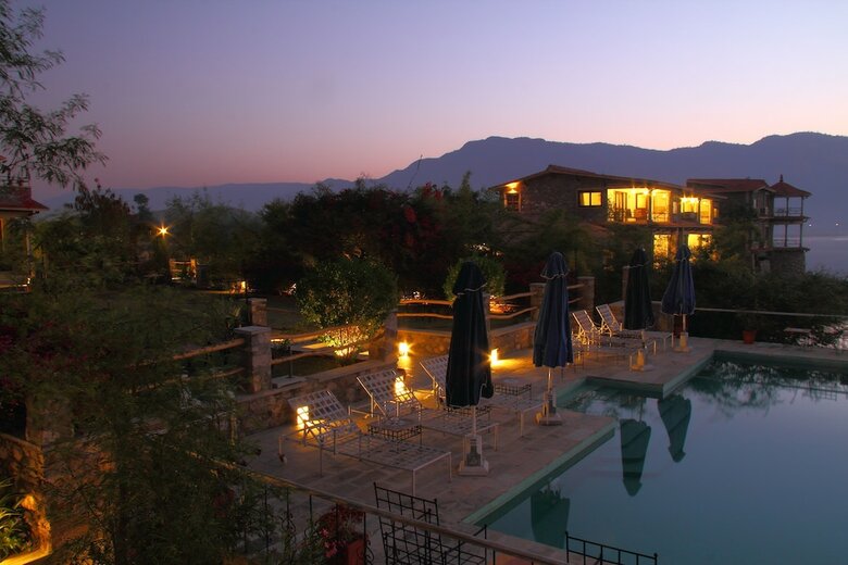 Hotel Jhadol Safari Resort