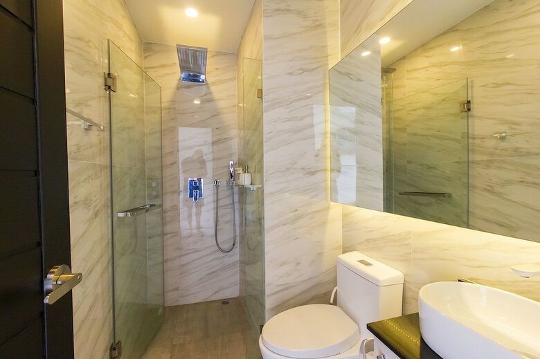 Oceana Sea View Apartments By Alexanders