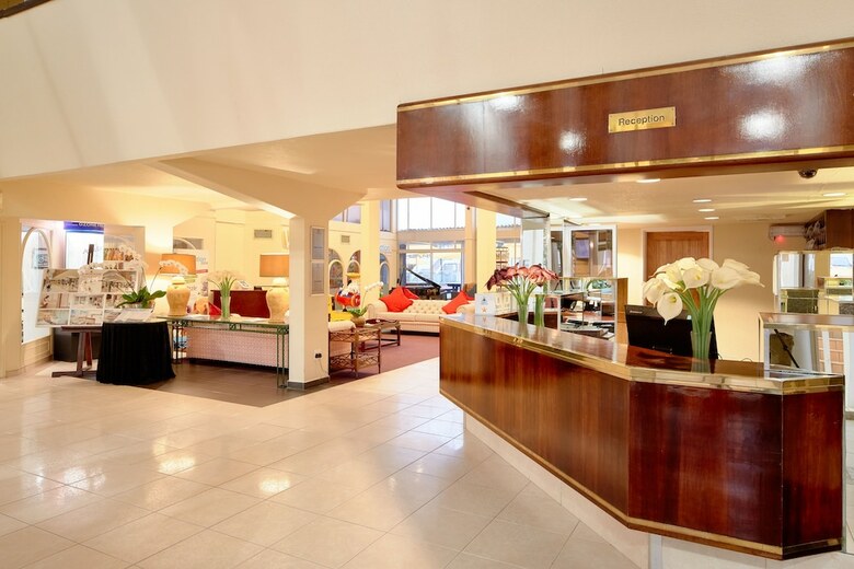 Hotel First Group La Montagne