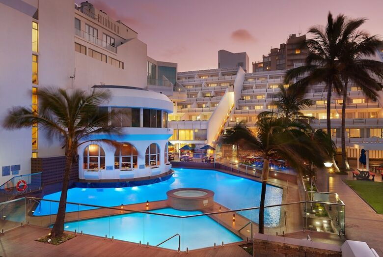 Hotel First Group La Montagne