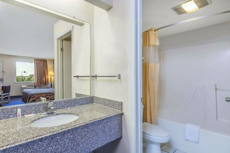 Hotel Days Inn By Wyndham San Antonio