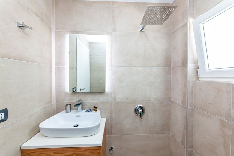 Inada Hotel
