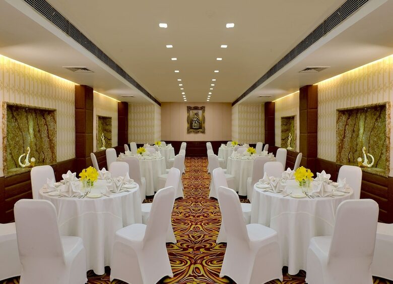 Apartamento Taurus Sarovar Portico