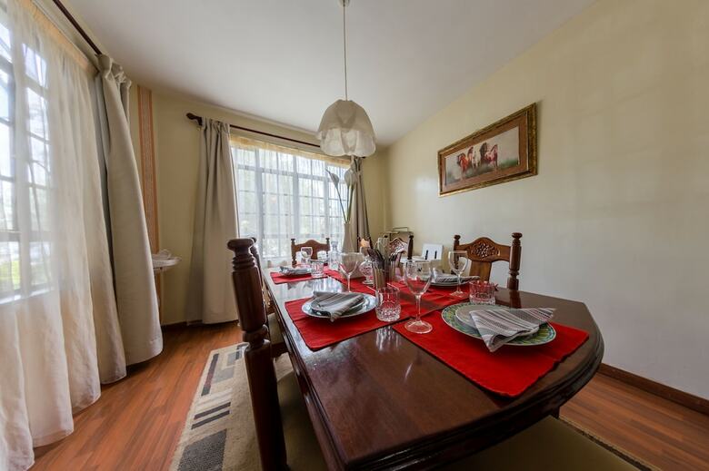 Hotel Takdiri Home