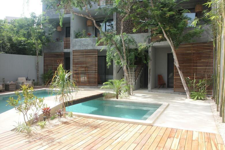 Little Gem Charme Hotel
