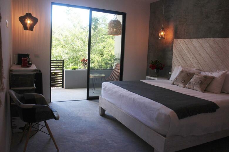 Little Gem Charme Hotel