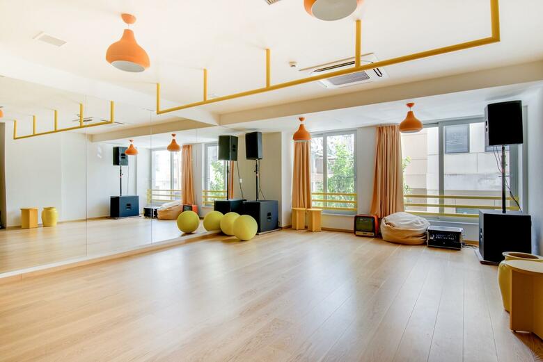 Hostal Selina Athens Theatrou