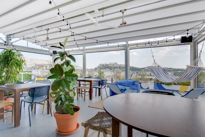 Hostal Selina Athens Theatrou