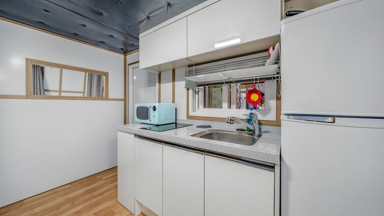 Gapyeong Saeyeon Caravan - Glamping