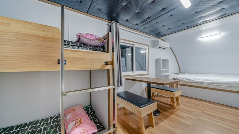 Gapyeong Saeyeon Caravan - Glamping
