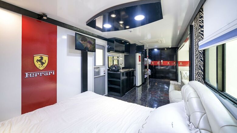 Gapyeong Saeyeon Caravan - Glamping